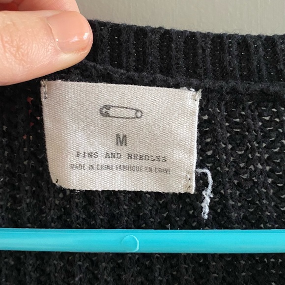 Sweater - Picture 3 of 3